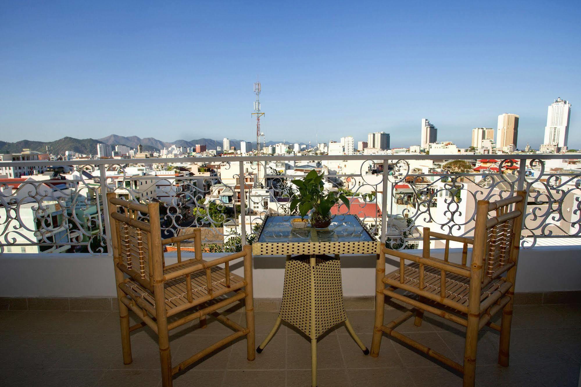 Rex Hotel & Apartment Nha Trang Exterior foto